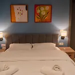 Hotel Tirona