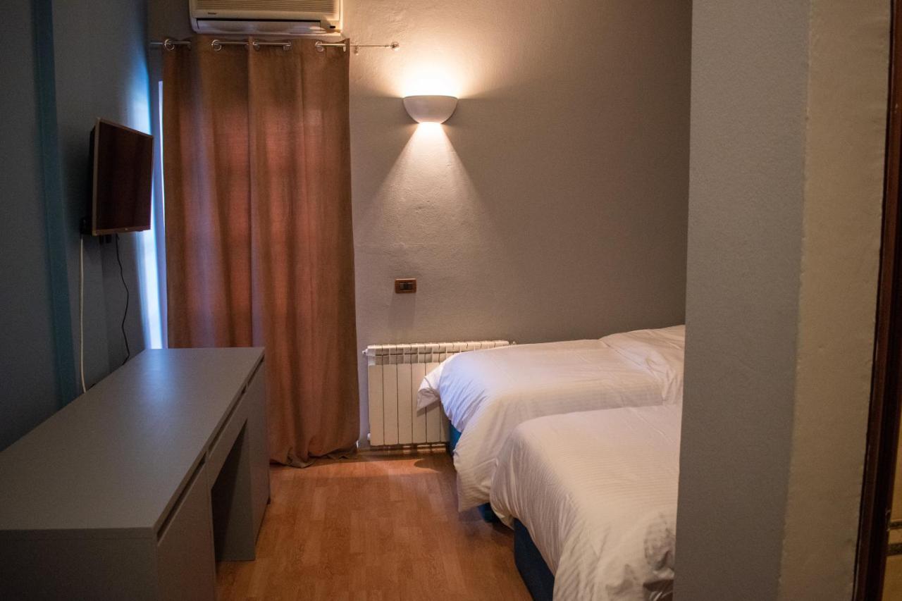 Hotel Hotel Tirona *