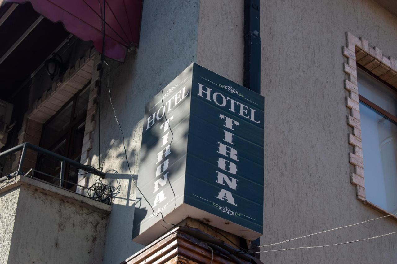 Hotel Tirona