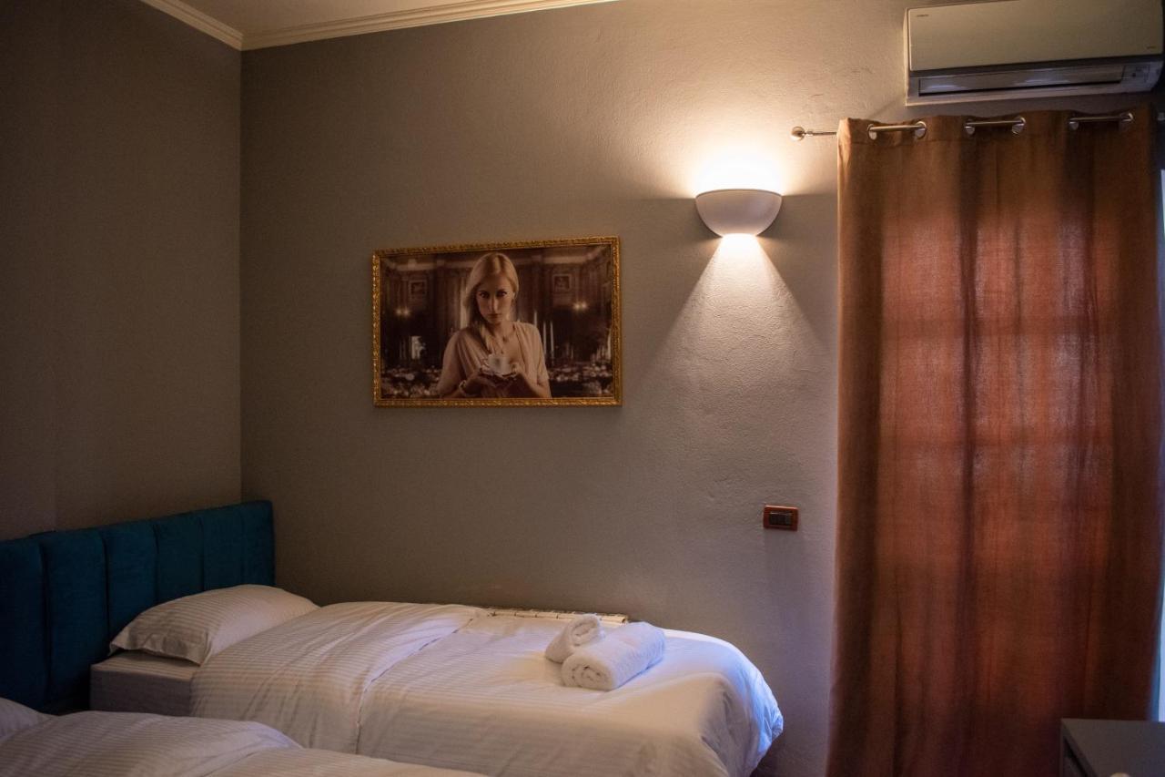 Hotel Tirona Hotel