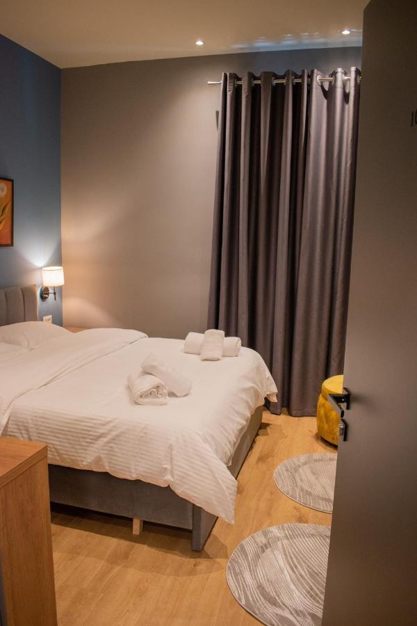 Hotel Tirona Hotel